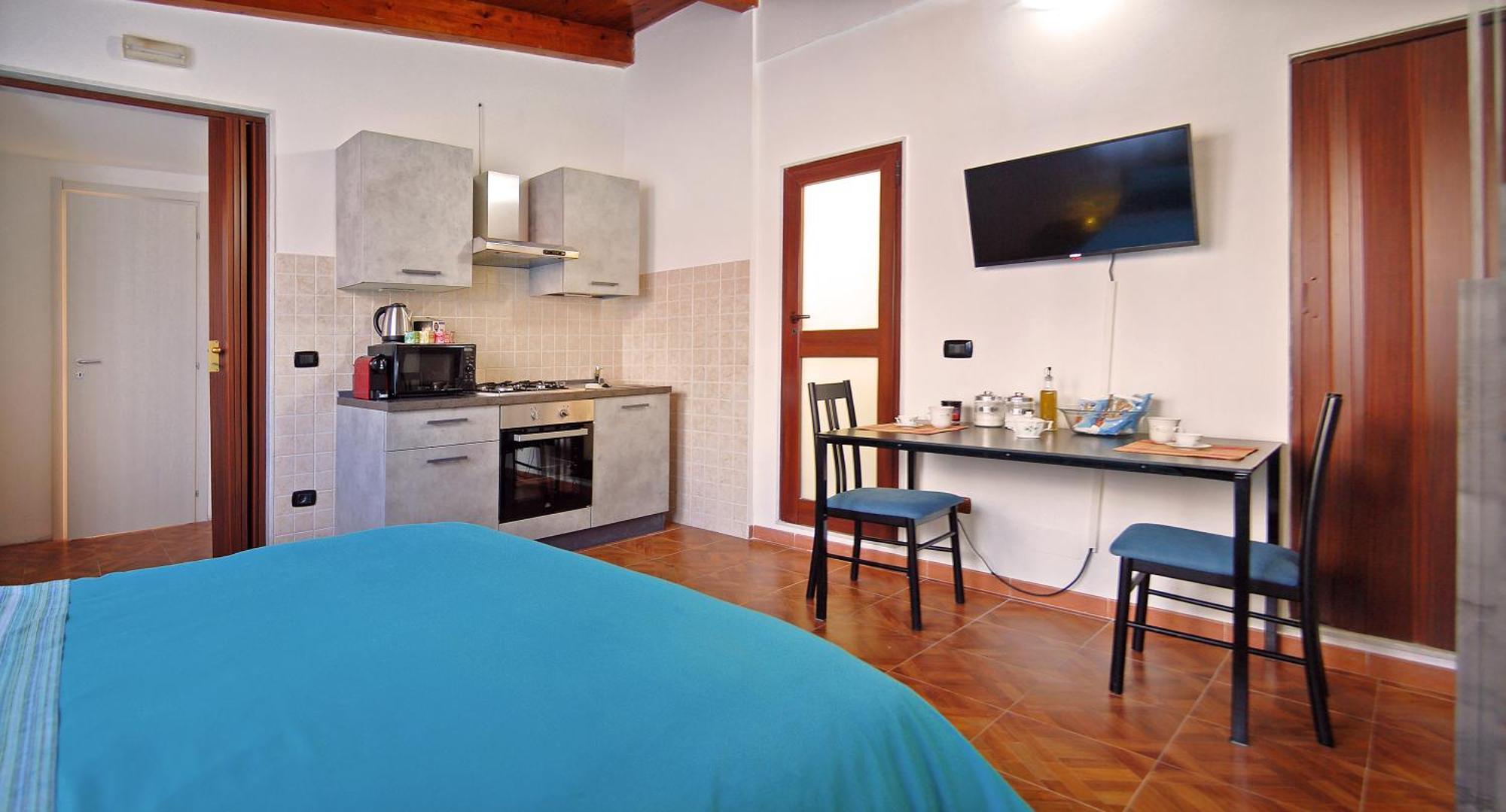 Sea Breeze Villa - Luna Apartment Bari Esterno foto