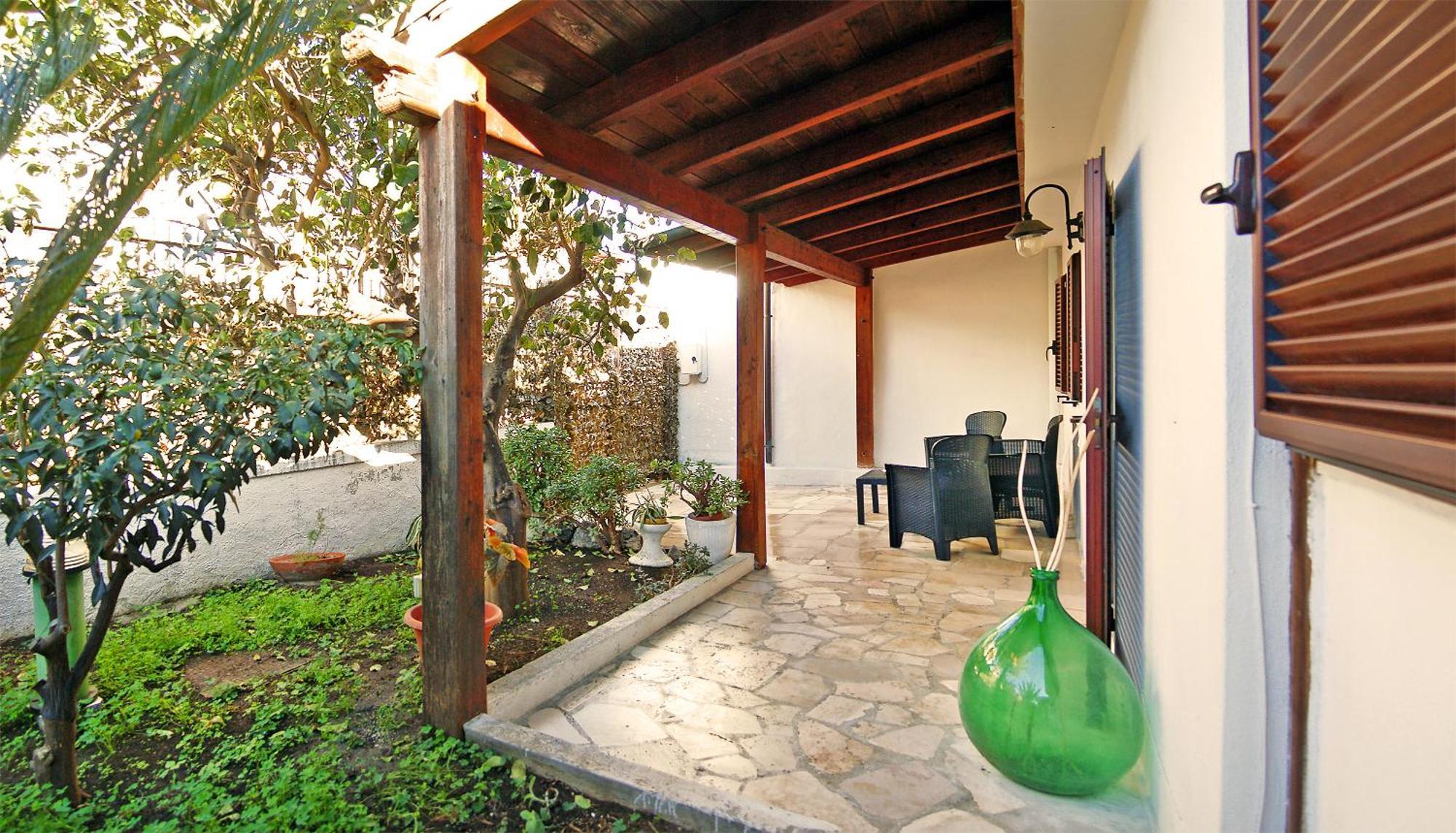 Sea Breeze Villa - Luna Apartment Bari Esterno foto
